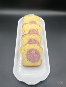 Saucisson brioché tranché